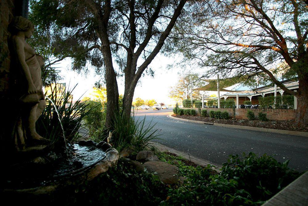 Nightcap At Macquarie Inn Dubbo Exterior photo