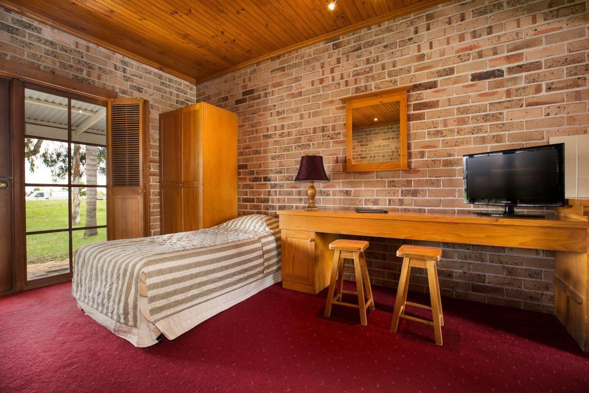 Nightcap At Macquarie Inn Dubbo Exterior photo